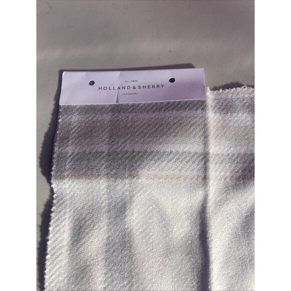 Holland & Sherry West End Pleasance Pearl Fabric Sample – Luxury Designer Swatch - Picture 2 of 3